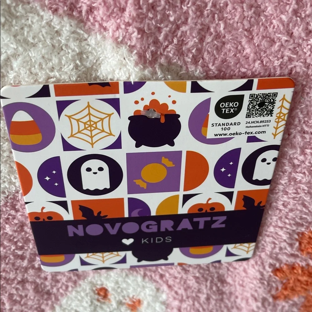 Novogratz Halloween Pink/White/Orange Ghost and Flower Decorative Throw Blanket